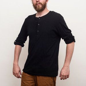 BLACK HENLEY T-SHIRT
